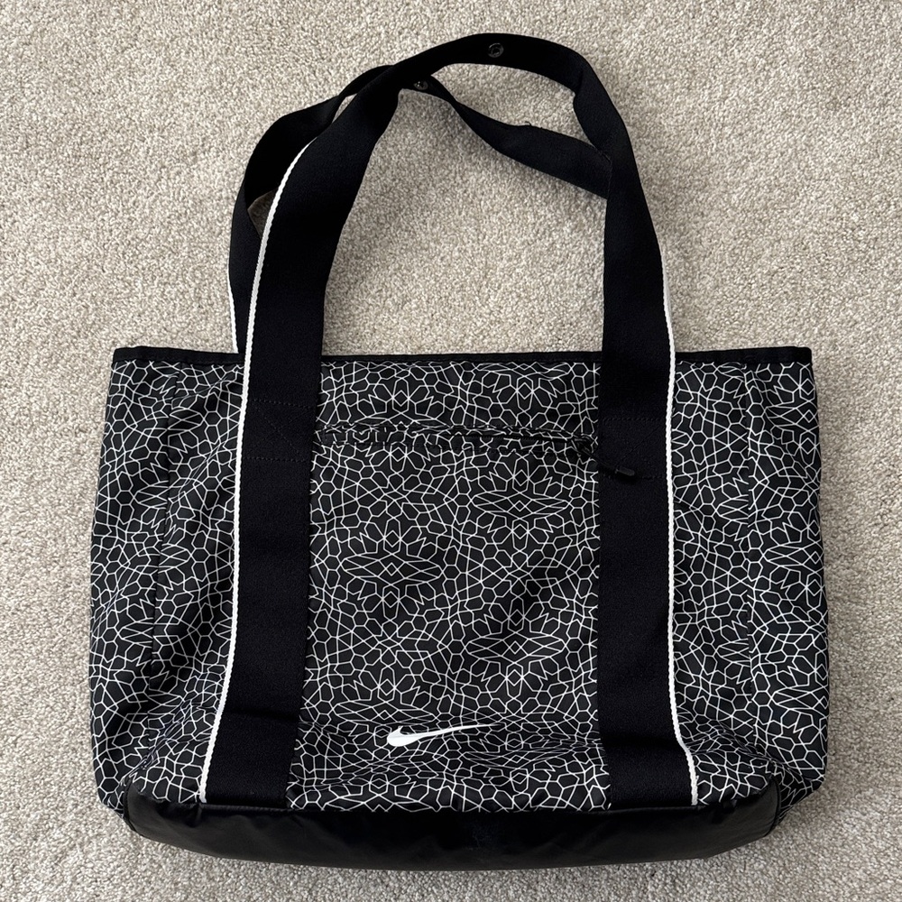 Nike Legend Tote Bag